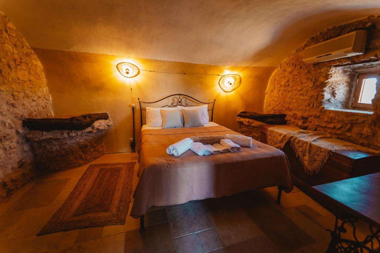 Kythera Secrets Suites Viaradika Exterior foto