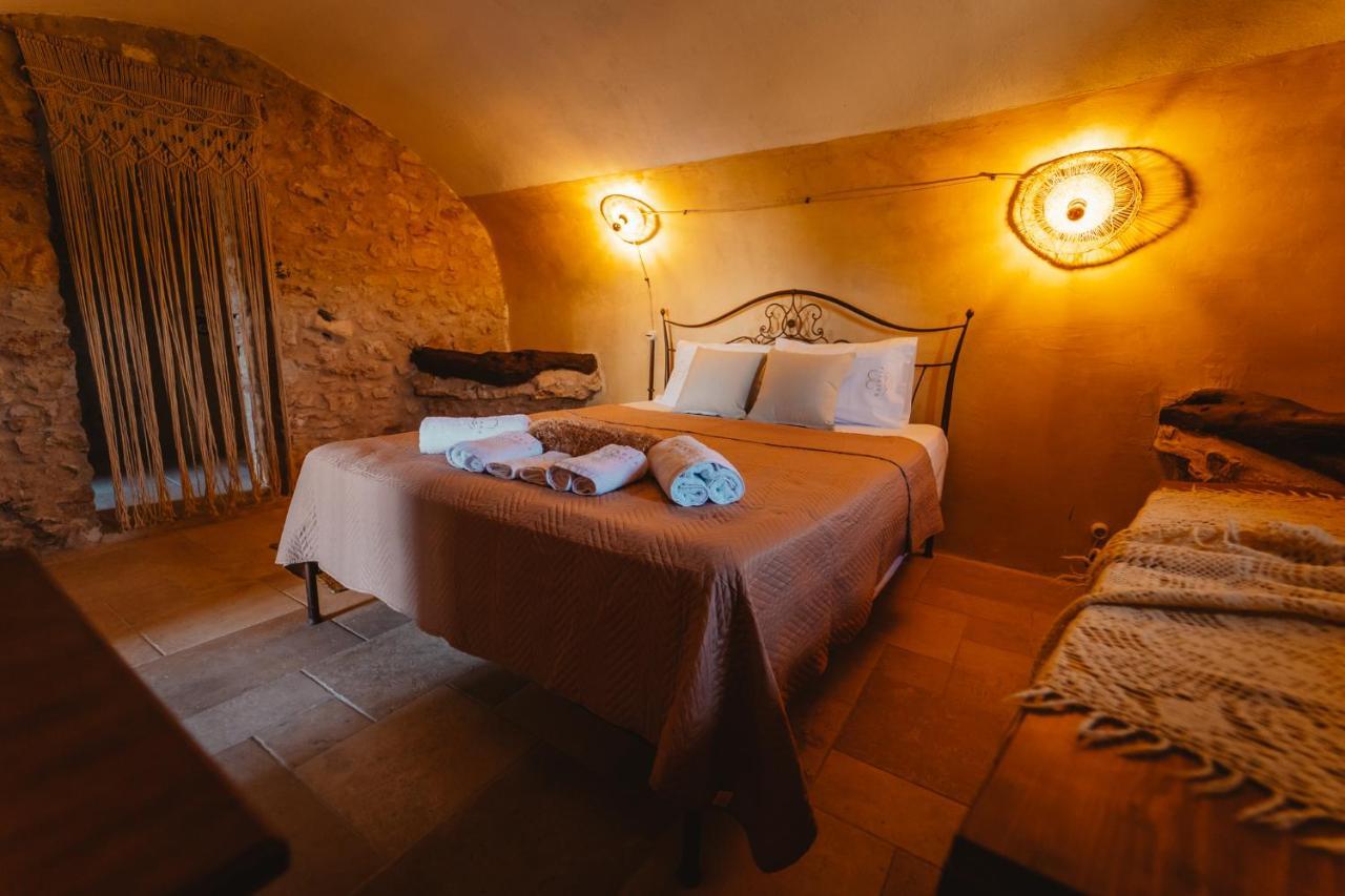 Kythera Secrets Suites Viaradika Exterior foto